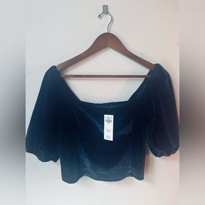 NWT Abercrombie Off the Shoulder Top, Midnight Blue, Velvet